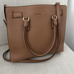 Michael Kors Large Dillon Handbag