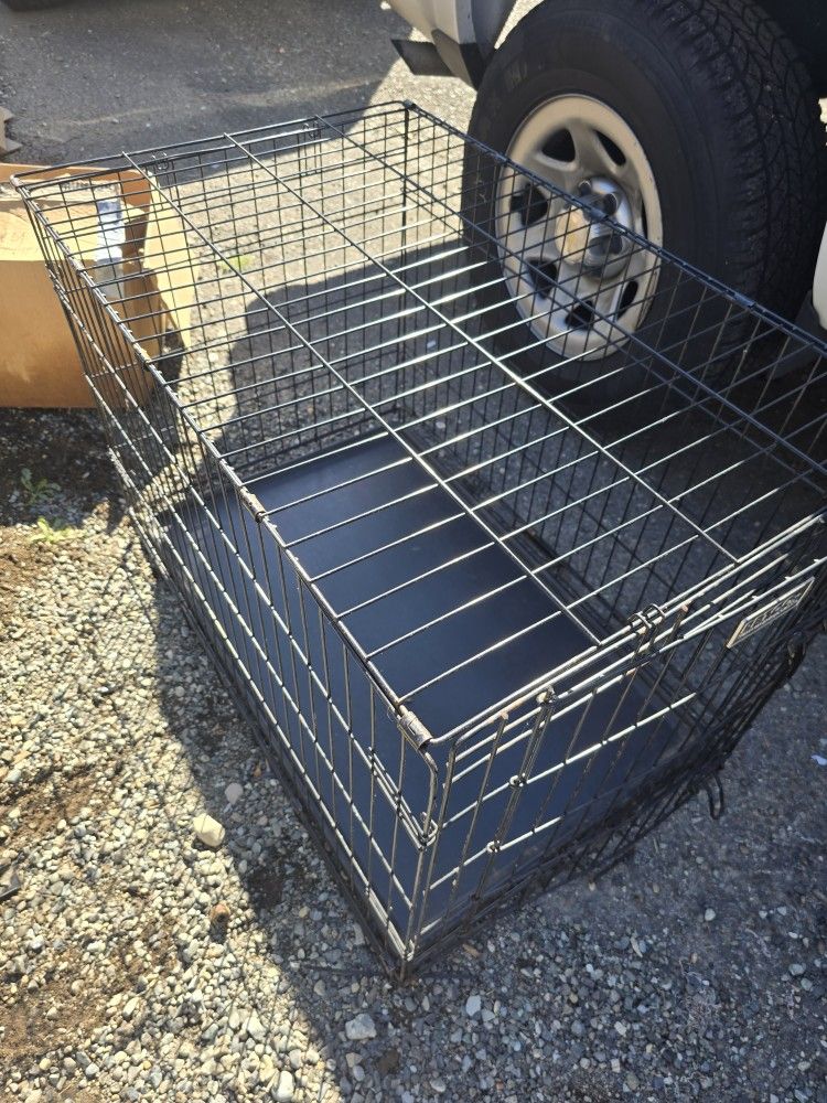 Collapsible Large Dog Kennel