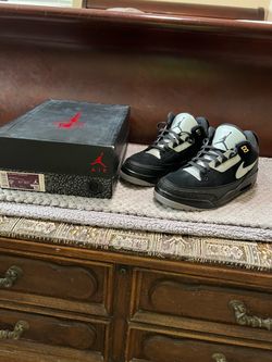 *custom Air Jordan 3 retro Tinker SP black cement men’s size 9.5