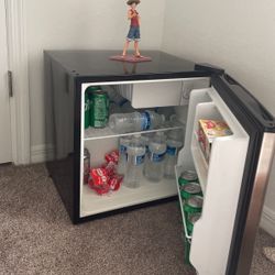 Mini Fridge Premium