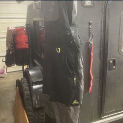 Neff Snowboard Ski Bibs Like New
