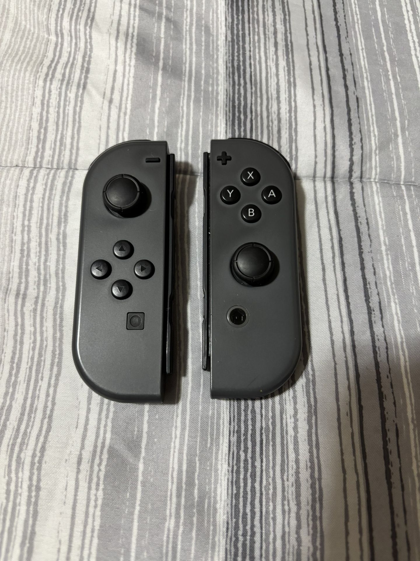 Nintendo Switch Joy Cons (grey)
