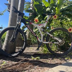 ($400) 2002 specialized FSR XC (open To Doing A Trade)