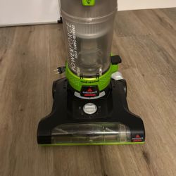 Bissell powerforce Helix Turbo Rewind vacuum 