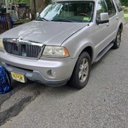 2004 Lincoln Aviator