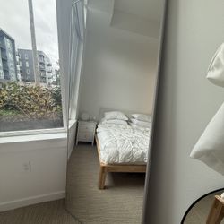 IKEA HOVET Full-Length Mirror – Discounted (Corner Crack)