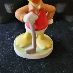 Donald Duck Golfer Figurine
