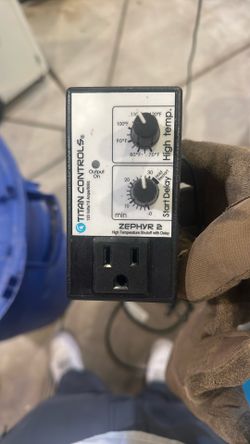 Zephyr 2 Titan Controls