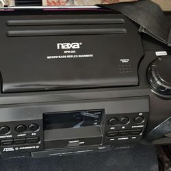 Naxa Boombox