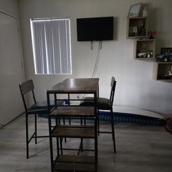 Dinner Table For 2 People