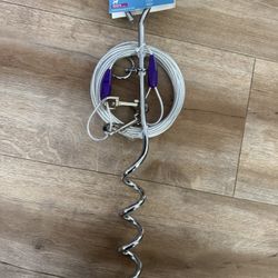 Vibrant Life Reflective Vinyl Covered Cable & Spiral Stake Set for dogs.