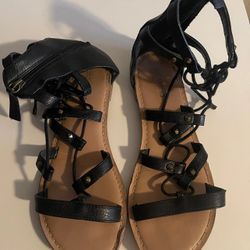 Call It Spring, Women’s Black Ankle Strap Zipper Closure Flat Sandals, Size 7