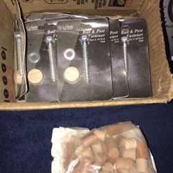 Rail & Post Fasteners Oak!! LJ Smith Stair Systems !