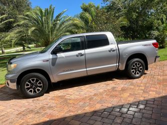 2010 Toyota Tundra CrewMax 4x4