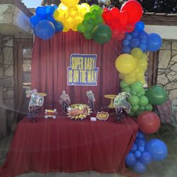 Spider Man, Hulk, Iron Man, Captain America Party Props