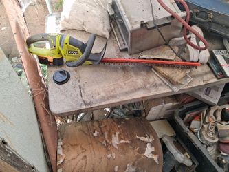 Hedge trimmer