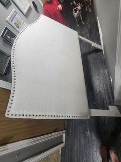 FREE – Upholstered Headboard