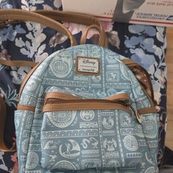 Disney Lounge fly Backpack