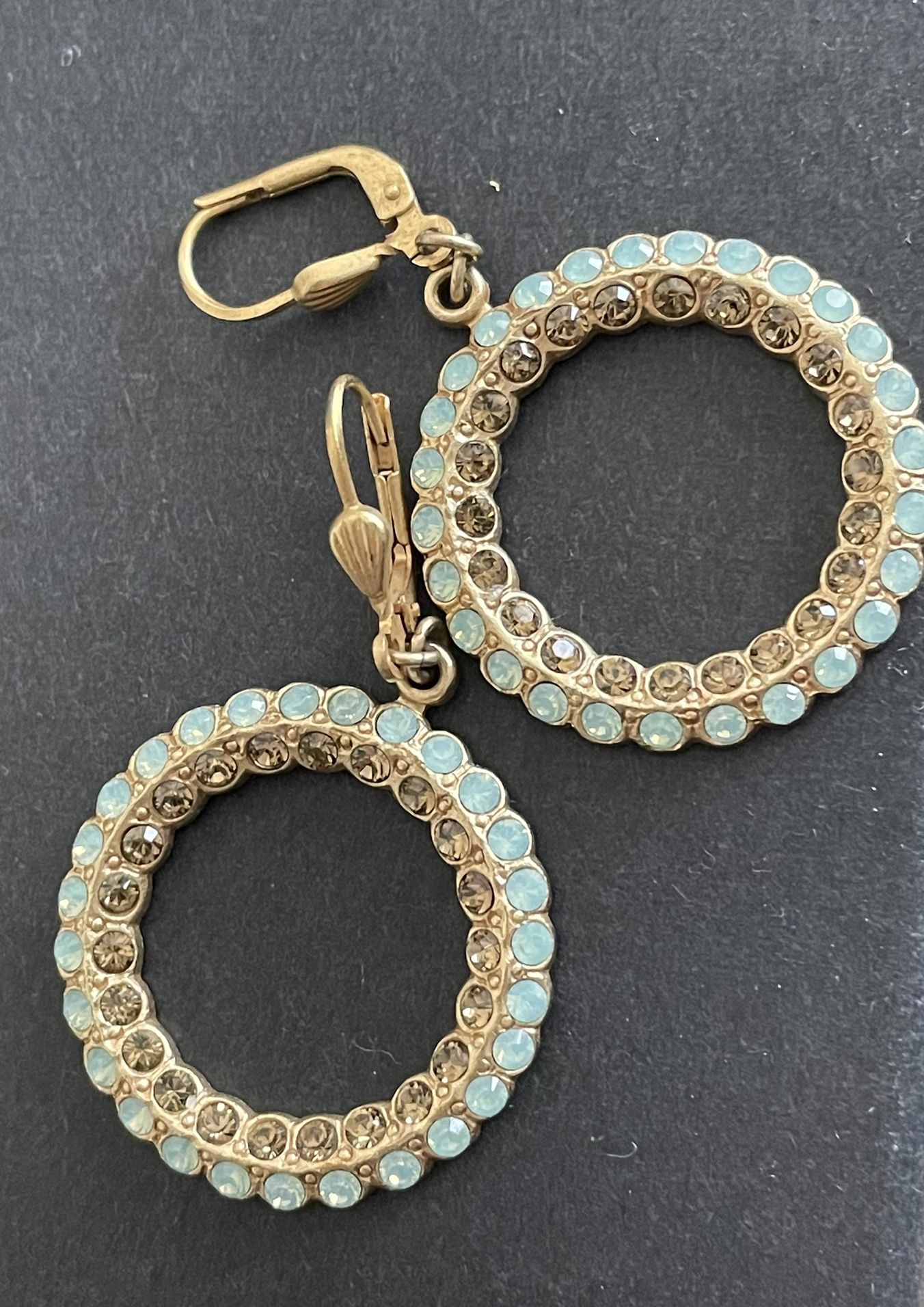 Beautifully Crafted Turquoise & Gold Earrings 