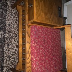 Wood Telephone Table With Two Electrical Outlets And (2) USB Charging Ports For Cell Phone 📱 And Misc Charging 