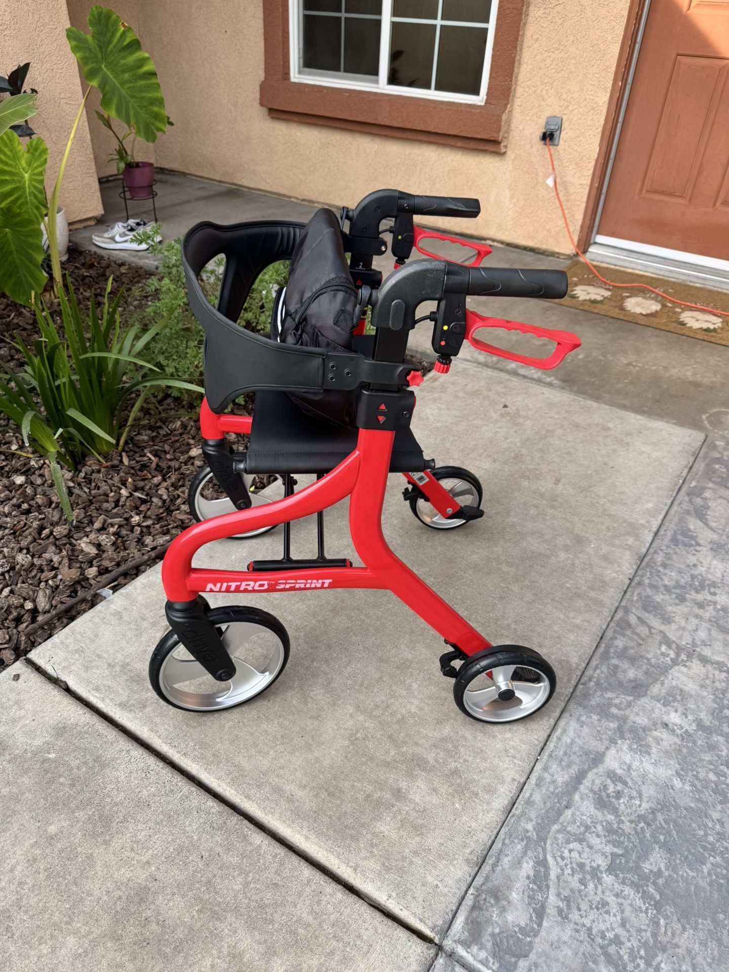 Nitro Sprint Rollator