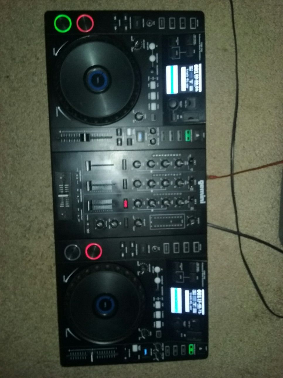 Gemini CDMP 7000 dj controller