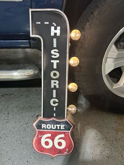 Historic Route 66 lighted sign