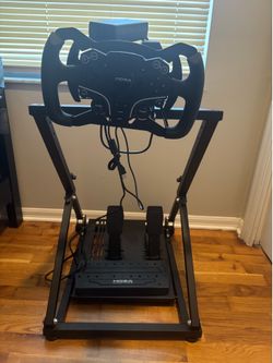 Moza R5 Sim Racing Wheel + Stand