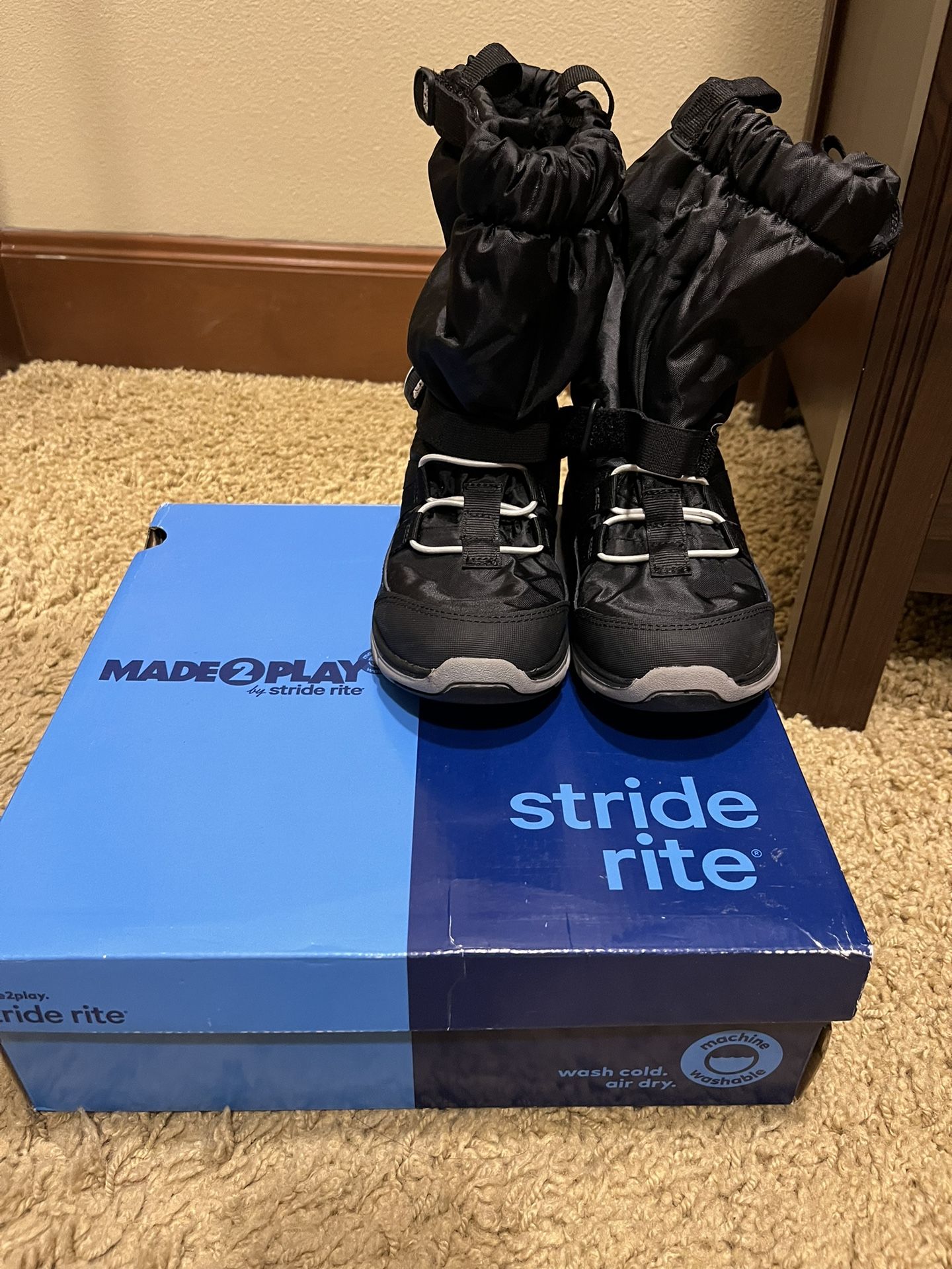 Brand New Snow Play Boots - Little Kid