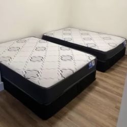 Full Regular Mattress And Box Spring New  (Price X1 $145 Price X2 $280)
