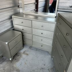 4pc Dresser Set