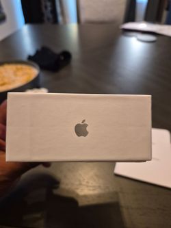 Apple AirPods 2nd Generation