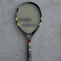 tennis racket