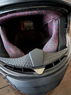 Motorcycle helmet