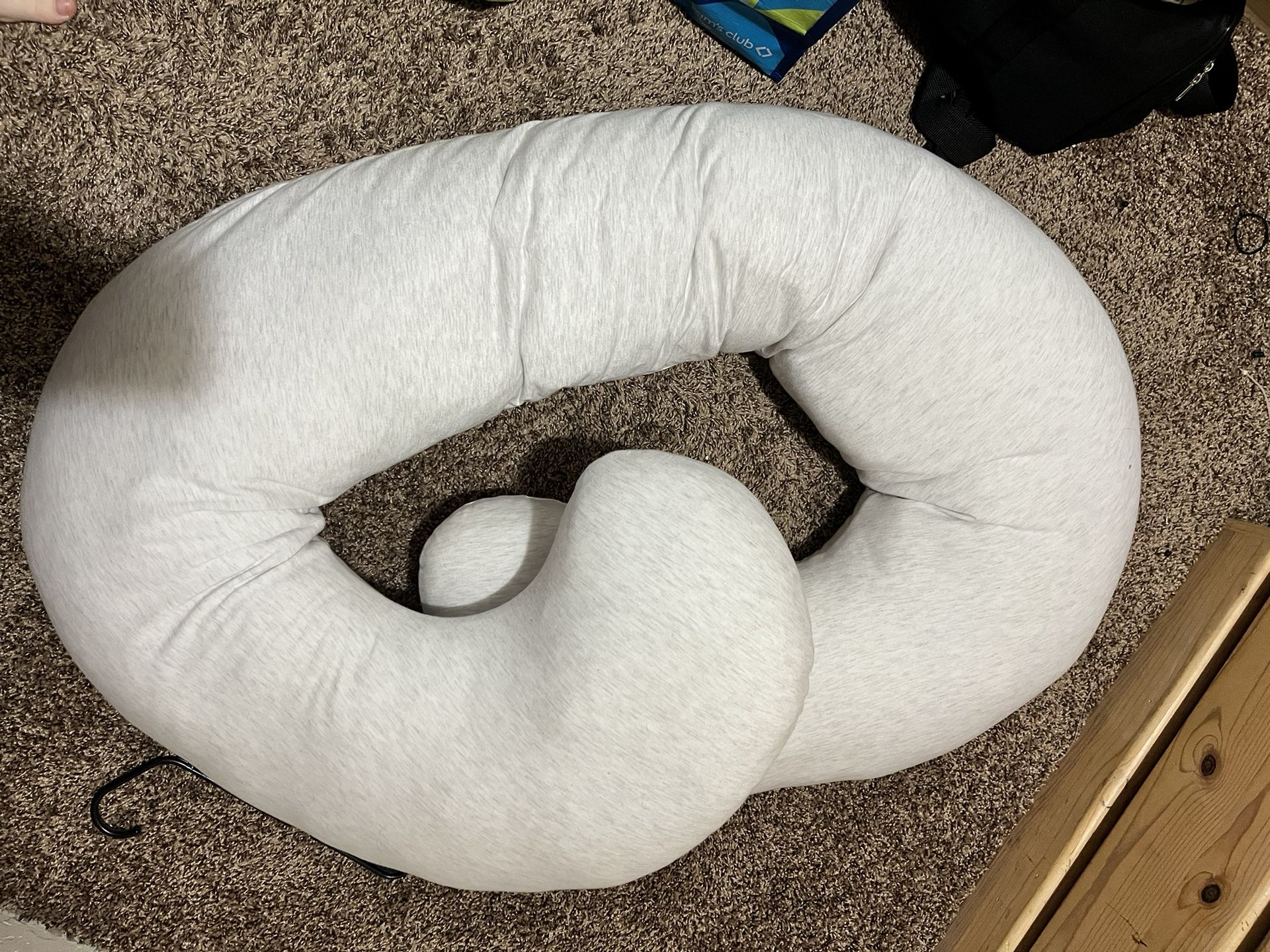 Pregnancy pillow