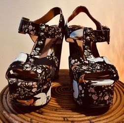 Les Fleur Wedges/ TopShop