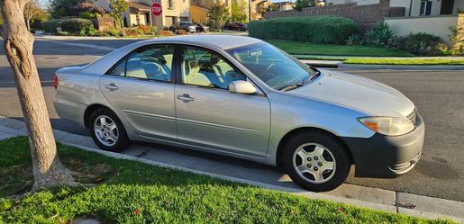 2002 Toyota Camry LE V6 (Super Low Miles)