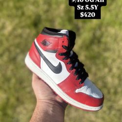 Jordan 1 Chicago 2015 Like New Size 5.5Y