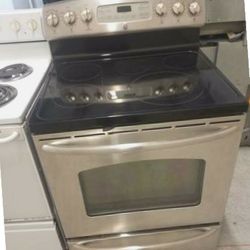 Same Day Delivery Frigidaire Whirlpool 30in Range Electric & All Gas