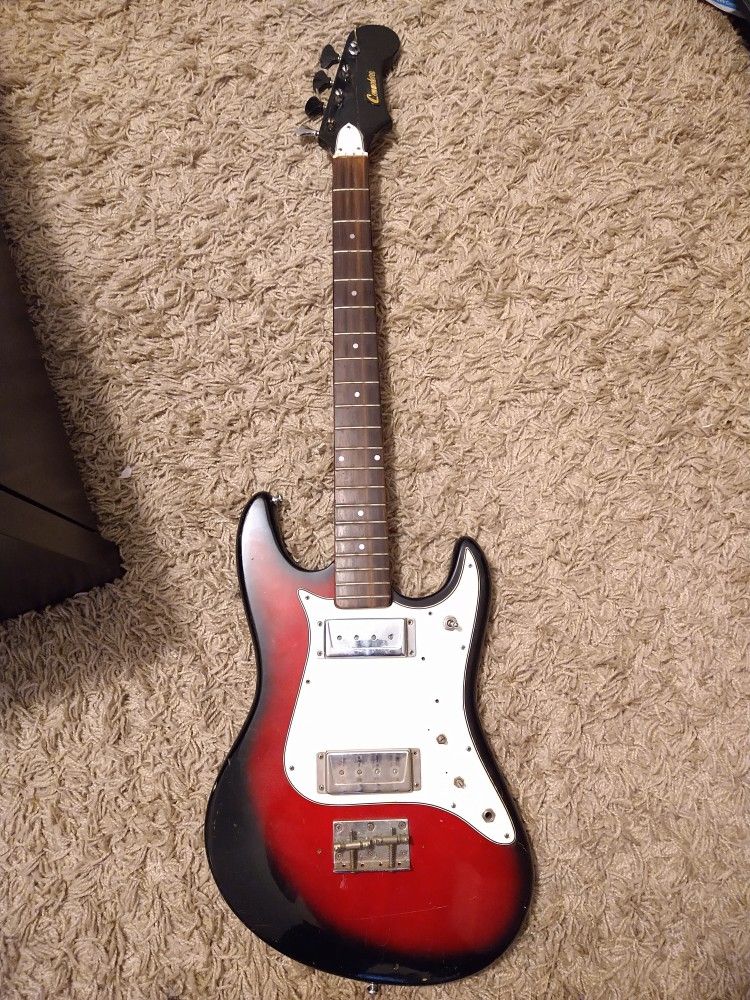 Electric ⚡ Commodore Guitar 🎸 $100 FIRM