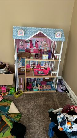 Kidcraft Dollhouse 