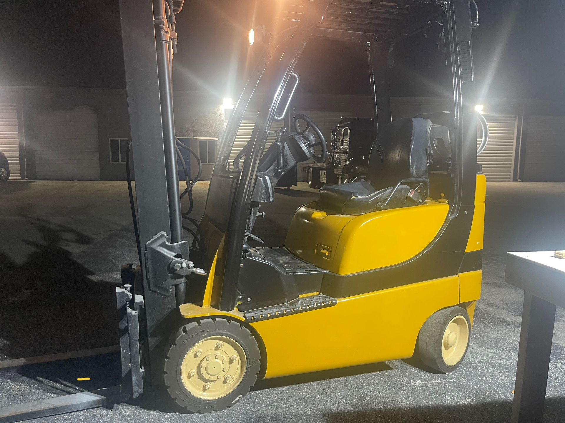 FORKLIFT YALE
