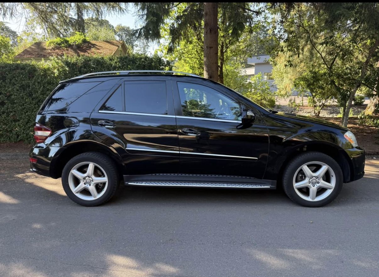 2010 Mercedes-Benz M-Class