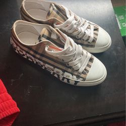 Burberry Sneakers