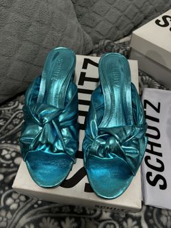 Blue Heels