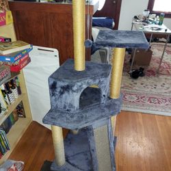 Cat Tree Multiple Levels