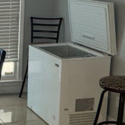 Magic Chef 7.0 cu. ft. Chest Freezer in White