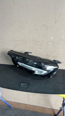 (763) 21-23 Buick Envision Avenir Left Headlight Head light 2021 2022 2023