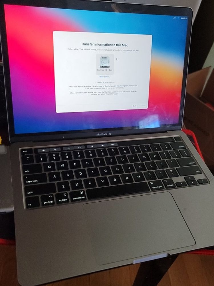 Macbook Pro 2020 13" LIKE NEW