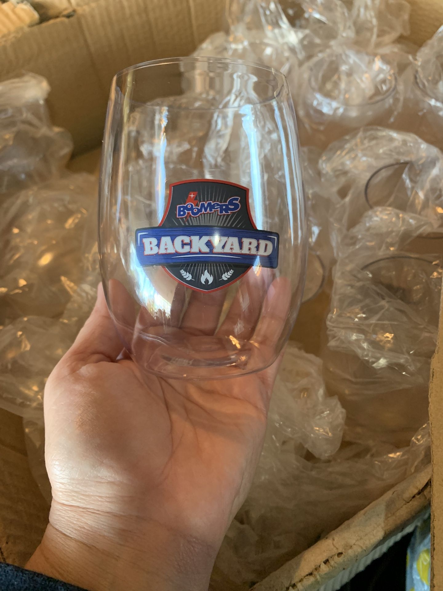 100 Plastic Wine Tumbler